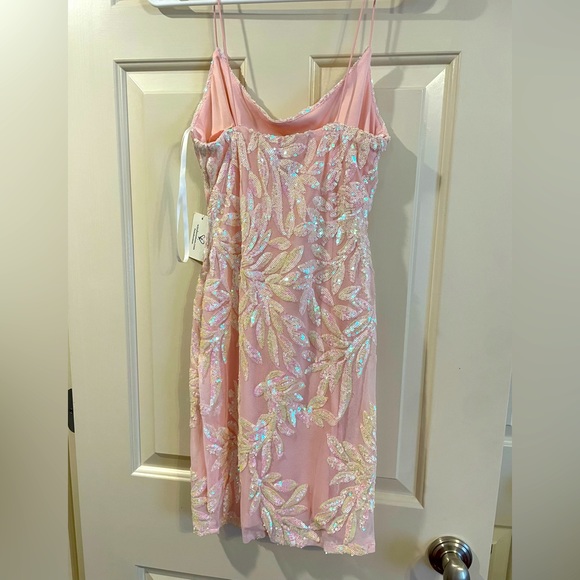 Windsor Hoco Dress - Picture 2 of 3